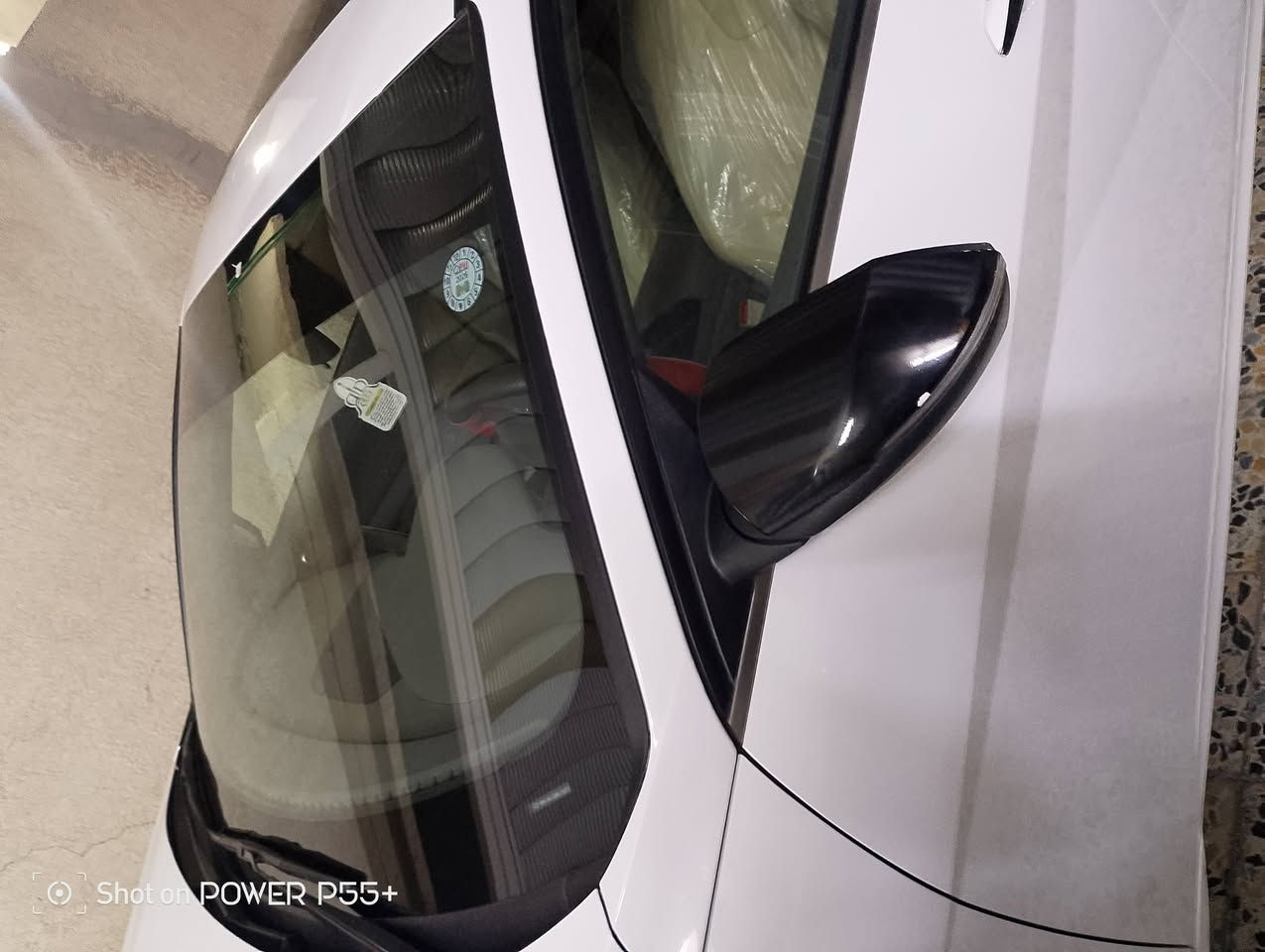 النترا موديل خليجي 21 
لون ابيض 
ماشيه 68 محرك 2000 
تبريد قطعتين 
مري شفط 
فتحه 
بصمه 
رقم اربيل 
رادار جانبي
حساسات وره 
سعر 155 بيها مجال
تريد مداور تريد وكاله 
وكاله حاليا بأسمنه 
مكانه نجف 
الرقم ***********
