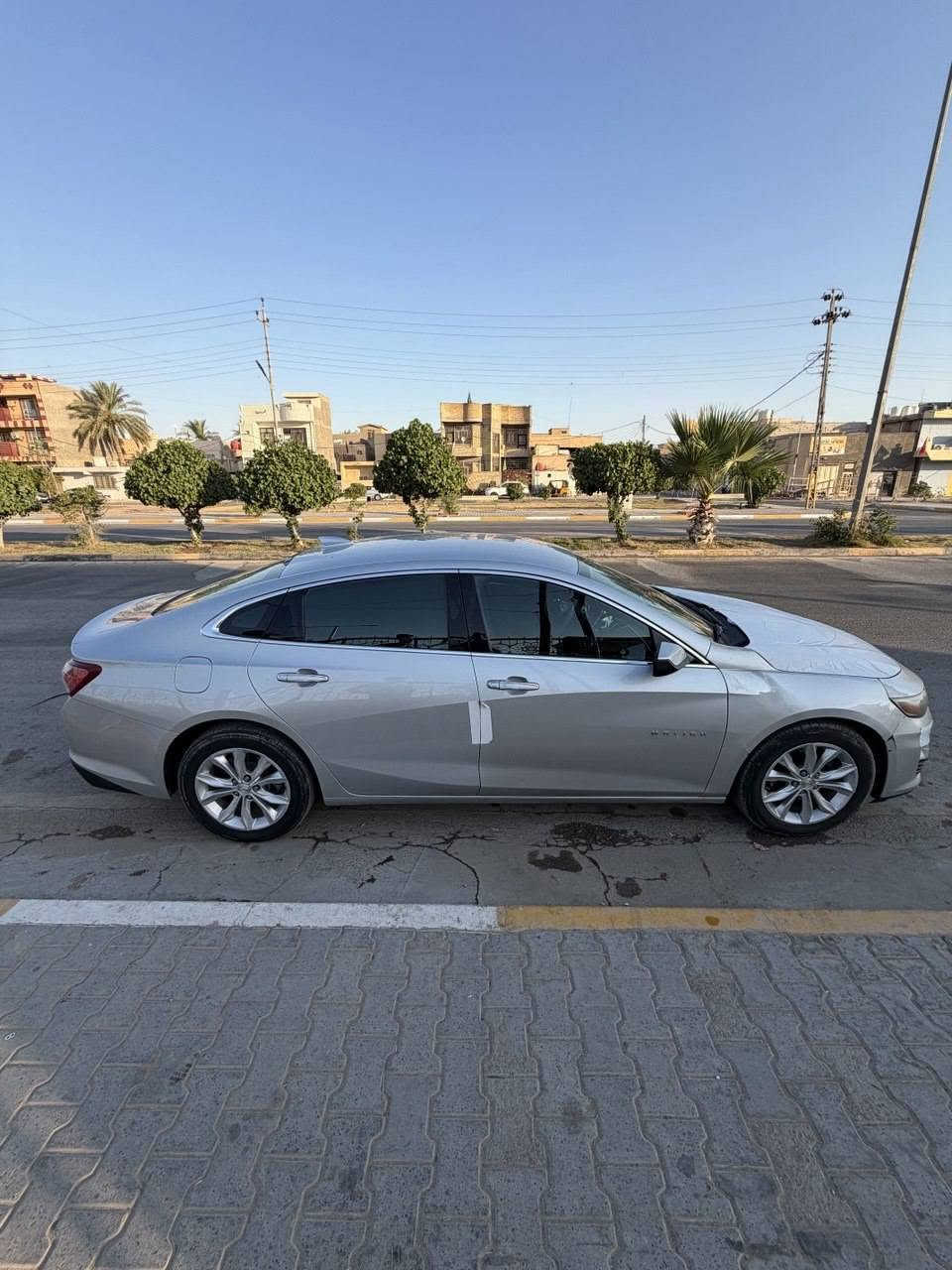 بيع فقط مستعجل على البيع   السلام عليكم عندي ماليبو  موديل 2019 للبيع السياره كلش نظيفة
بيع فقط مستعجل على البيع   السلام عليكم عندي ماليبو  موديل 2019 للبيع السياره كلش نظيفة 
وهاي مواصفاتها 
* تشغيل عن بُعد (Remote Start).
* شاشة لمس كار بلي ، اندرويد اوتو.
* تبريد مناخين وقطعتين تبريد.
* الكشنات تدفئة.
* بصمتين (سويچين).
* كشن السائق والبصفة تدفئة.
* السيارة صفر مسج فقط حساس التاير الخلفي .
* وحادثها خفيف الي بأمريكا فقط  چاملغ نفسه مصلح +بنيد مبدل وبي جراد بدون لغود بدون شواصي والصور مرفقه بالمنشور  
* السيارة حلوة وبانزينها محسن ودهنها اصلي.
* ورقمها  نجف تحويل ثاني يوم 
* مكانها كربلاء 
* بيع فقط مستعجل على البيع 
* السعر 105 

* للاستفسار على هذا الرقم ***********
