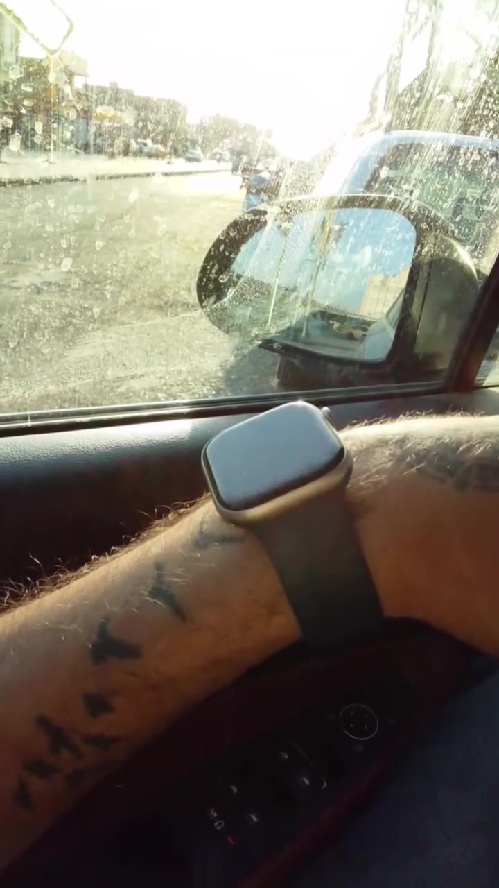 سلام عليكم عندي ساعة apple watch series 10
اللون الرصاصي الساعة جديدة بيها شخوط بسيطة الشاشة متبين الا الواحد يركز بيها السير اصلي الساعة مابيها كارتونه البطارية ٩٤ 
السعر ٢٧٠ الف 
مكاني بغداد حي الجهاد 
***********
