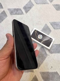 آيفون ١٦ برو ماكس • ٢٥٦ • واسط كوت شراي