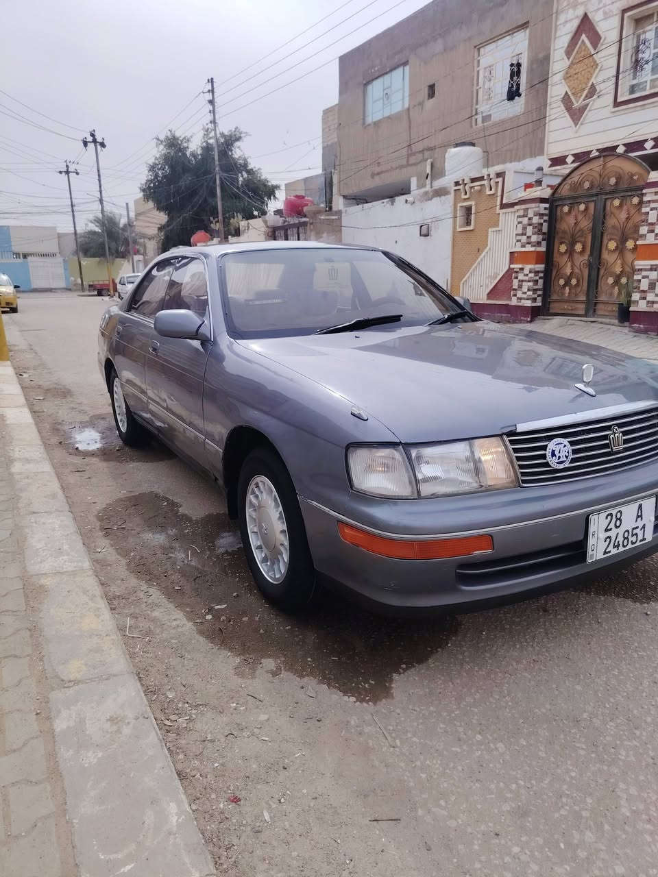 لبيع او مراوس بطه منتصل مديل 1992 رقم نجف نكليزي بسمنه مكفوله من الكص ونقل وضربه القويه صبغ عام جماليه مكينه وكير ففتي 2500 مكينه كير حداديه تخم تاير جاهزه مكان السياره النجف السعر 60وبيهي مجال حك الجيه ***********
