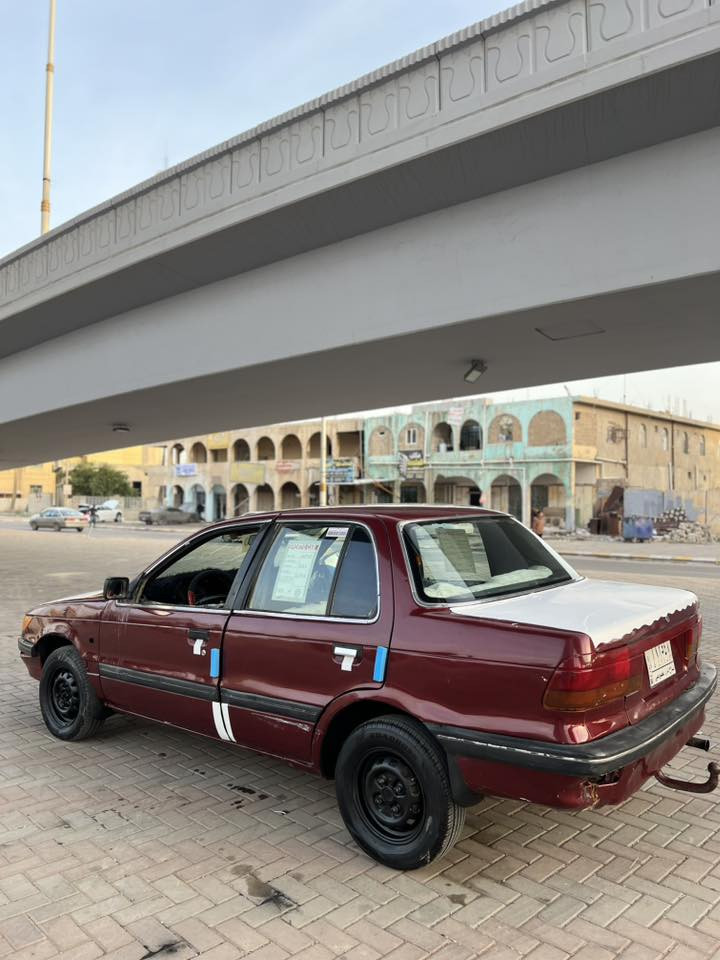 سعر مناسب 25ورقه وبيها مجال !!!
سلام عليكم للبيع لانسر موديل 1994رقم صلاح الدين اللماني 
مشروع وطني سنويه لل28كير عادي كير محرك جدد 
تخم تاير جديد صدر خلفي امامي جديد 
تدفئه شغاله كهربائيات كله شغاله 
25$ورقه وبيها مجال ***********.
