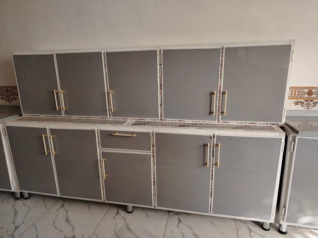 كونترات جديد ومستخدم كلمن وسعره كل قياسات موجوده شراي ينتصل عله رقم *********** بي واساب او خاص دوانيه مااجاوب تعليقات
