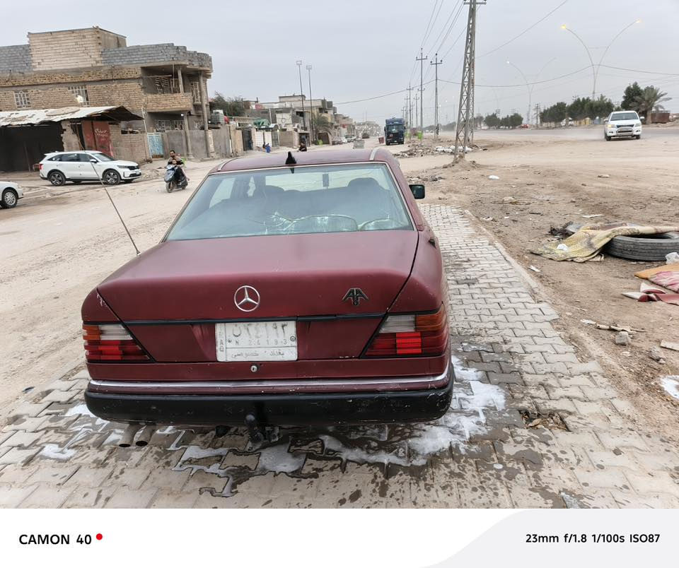 سيارة مارسيدي للبيع 
موديل 93
مكينة بلادي 4سلندر
رقم الموبايل 
***********
