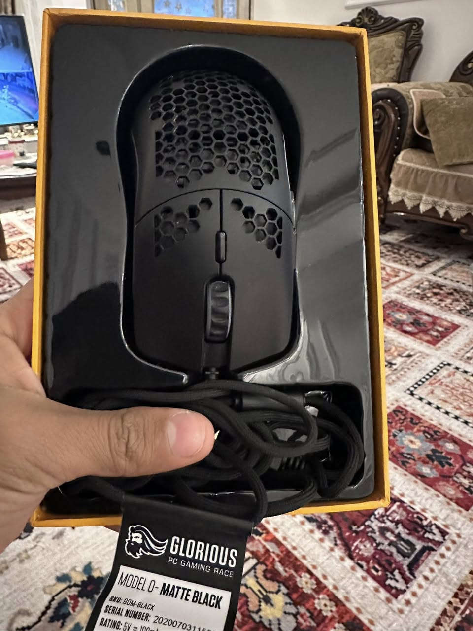 سلام عليكم 
 للبيع ماوس مستعمل قليل نظيف  وتفحصه كدام مندوب سعره هوه ول توصيل ٤٠ هاذ رقمي ***********
