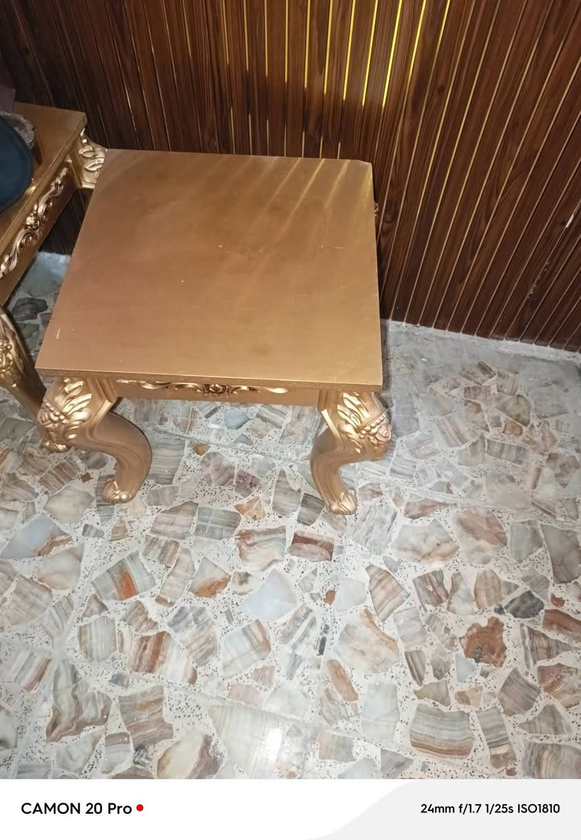 السلام عليكم تخم للبيع عشر مقاعد نضيف مع طبلات أربعة ثلاثة صغار وواحدة وسطية كبيرة السعر 175المكان بغداد الجديدة .


**إذا كنت صاحب هذا الإعلان وتريد حذفه لأي سبب، رجاءا أرسل رسالة إلى الدعم الفني**