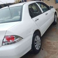 لانسر للبيع موديل 11//07832503566