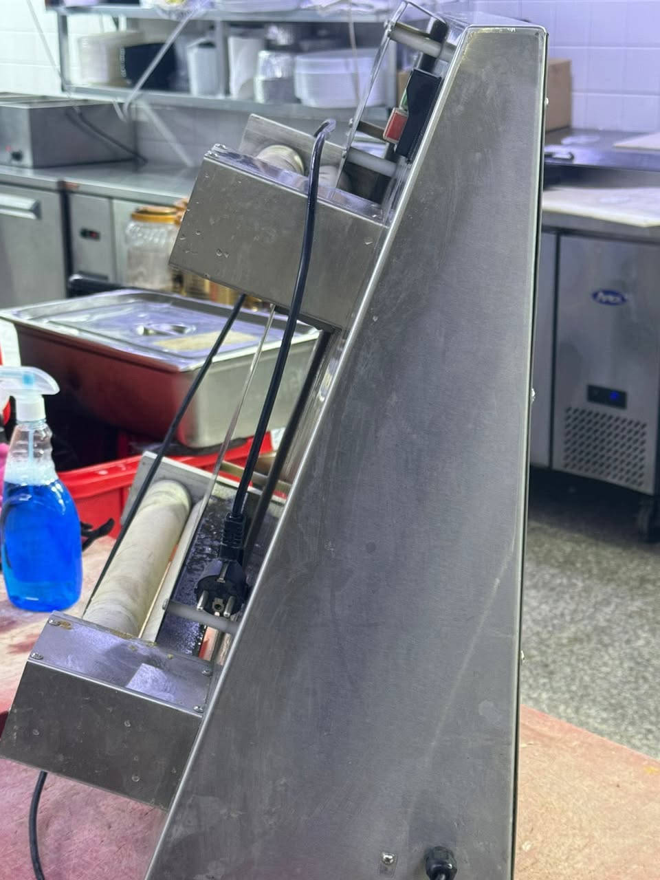 سلام عليكم هذن للبيع
***********
