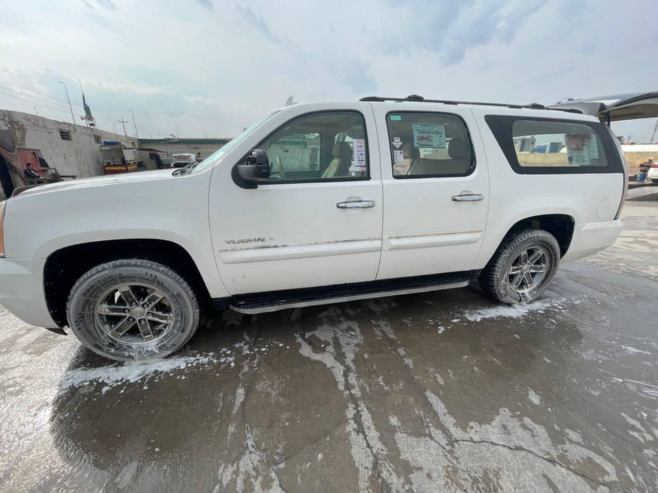 مرخصه الادمن للبيع او مراوس جمسي دنلي 2007 رقمه بغداد خطه ديوانيه بغداد ٦ برغي ضربته جاملغ الخلفي وره العبري 147 وبيه مجال لاستفسار *********** مالكه بلبصره وعدي وكالاه ويريد مداور
