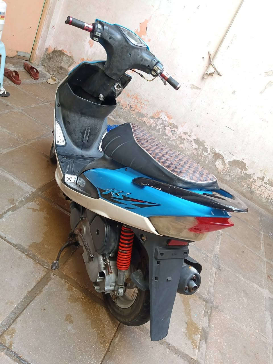للبيع ماكس عدله نضيفه كلش كهربائيات كلشي شغال نكره سلف بكل وقت مكينه مفتوحه بس هيه مكفوله من صوت ودخان بيه ويلات اصليات او صدر اصلي وشيار اصلي مكاني نجف السعر 600 وبيه مجال ***********
