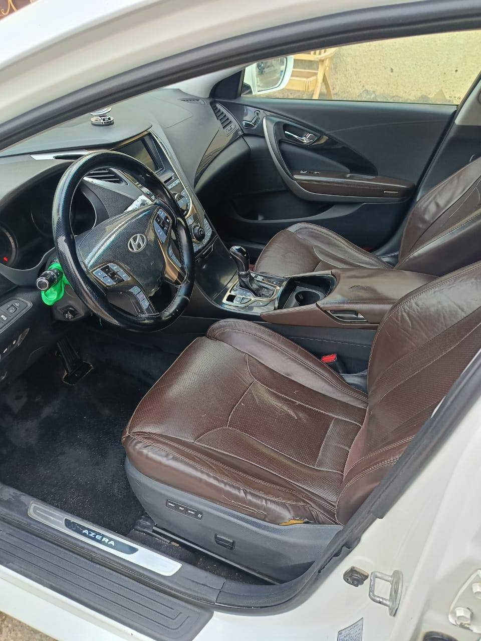 سلام عليكم ازيره 2014 كفاله عامه من دعاميه إلى دعاميه
موصفات اعله فئه موصفات خاصه 
معروفه موصفات من صور داخل 
سيارة جديده كلش من خارج وداخل  
مكينة كفاله كير كفاله
حداديه قبل سبوع مسويه أمامي خلفي 
تخم تاير جديد 
سيارة قيامة موصفات شنو بالك بيه تلكه
مكاني بغداد 
رقم هاتف ***********
سعر ١٤٥ وبيه مجال سنويه هزه جديده مسويه كلر 
تريد وكالة تريد تحويل بخدمتك
