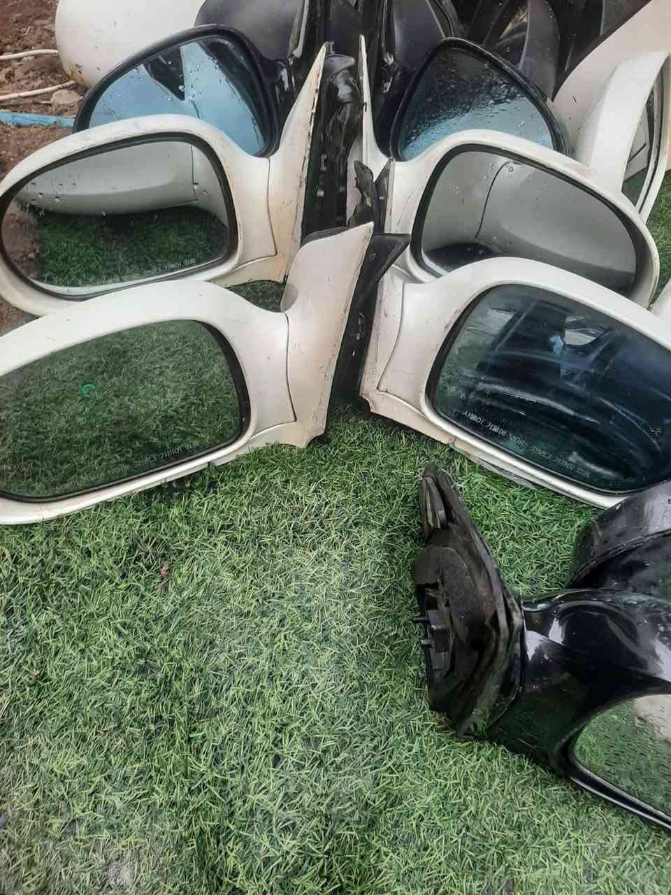 السلام عليكم اخوان وصلتني مري كيا كرنفال + سيدونا عادي + كهربائي من موديل 1998 الى موديل 2006 الشكل القديم 
عنواني بغداد السيديه تقاطع الدرويش متوفر خدمة توصيل لجميع انحاء العراق 
*********** سيد قاسم
