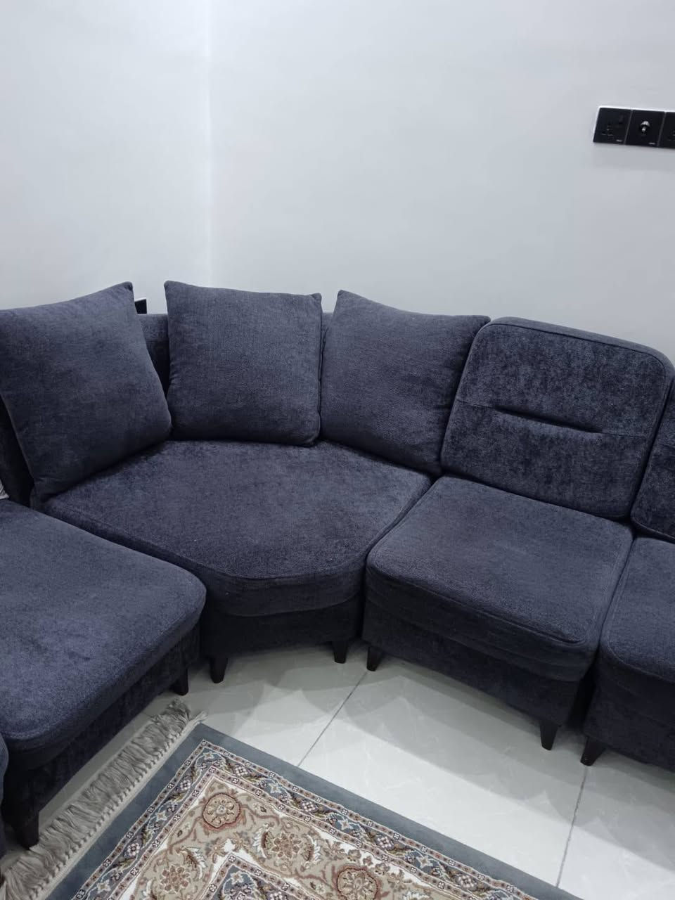 السلام عليكم
تخم للبيع ديوان نظافه ٨٠% 
العنوان كراده داخل 
للاستفسار التواصل ***********
