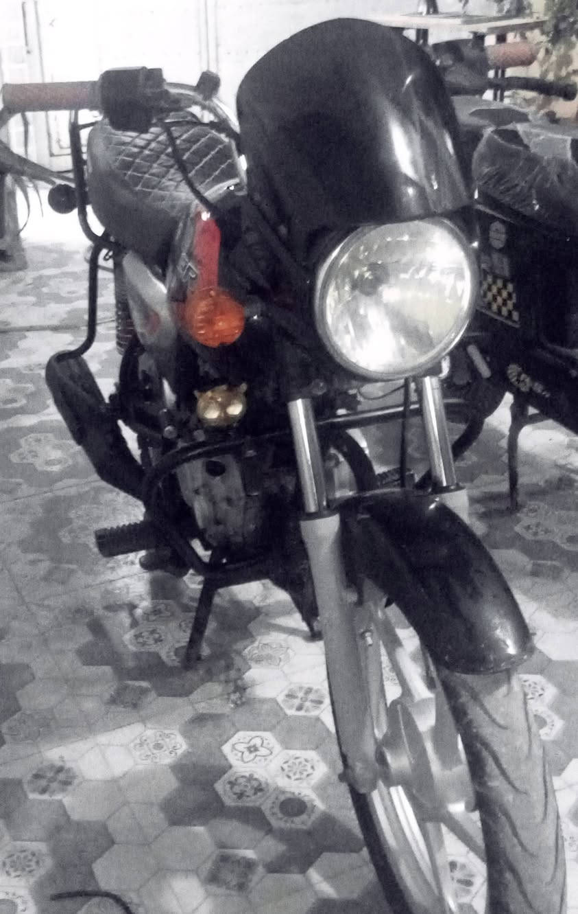 سلام عليكم بوكسر 2019 اوراق أصولي شرط الترقيم نضيف نفس الي بل صوره للبيع او مراوس بيراني او سيفان هاذه رقمي *********** متواجد وتساب أو خاص
