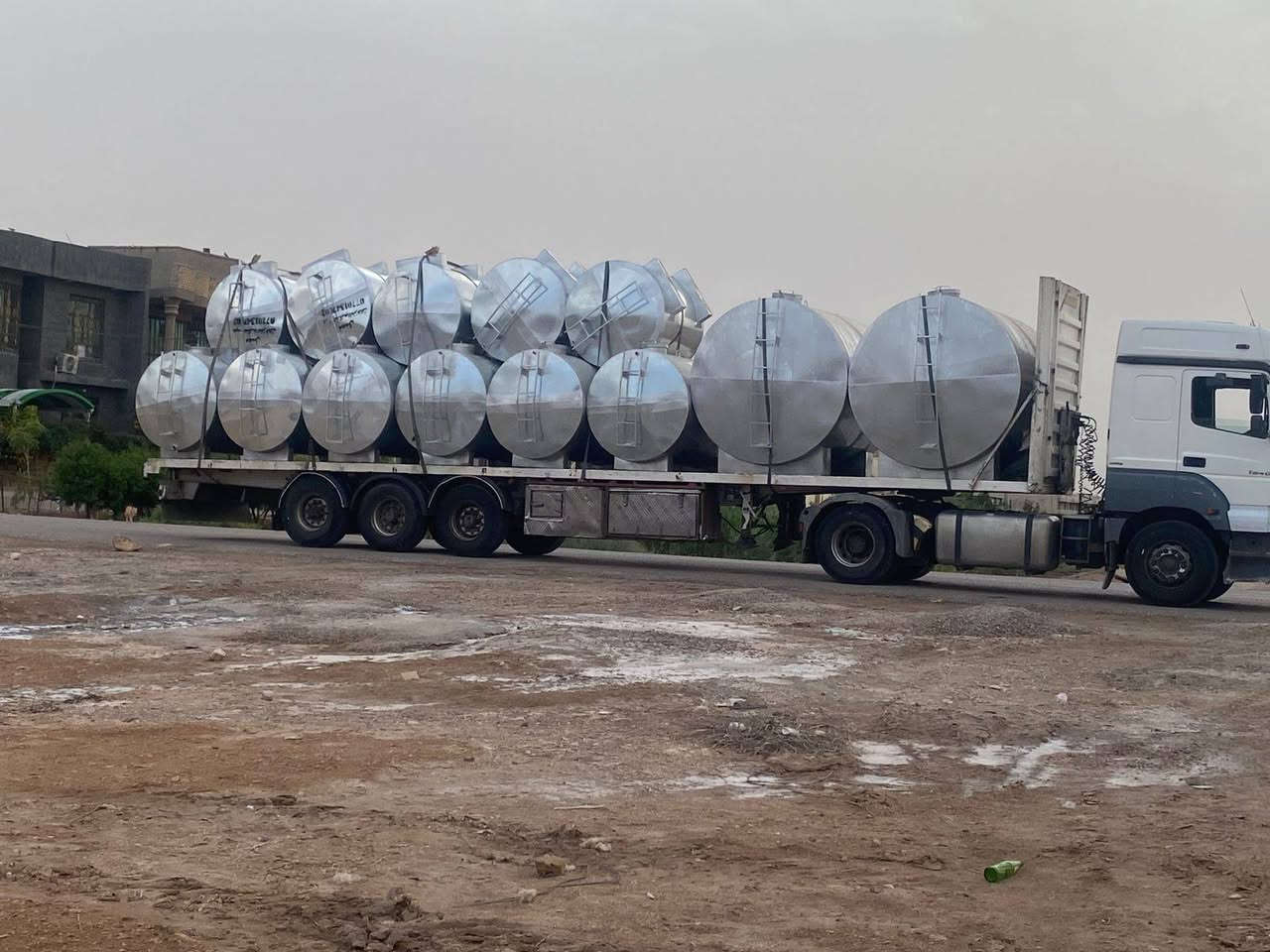 السلام عليكم
تعلن شركه  السلطاني عن عروضها  الجديد لاخوتنا الفلاليح واصحاب السكلات وصحاب المعامل وصحاب الحقول
مقطورات ماء 
حديد
مغلون
السعه 5000لتر
تسكام درجه اولى حديد اوكراني شاصي بلادي اكسل قطعه وحده 
تاير 22 ونص,
العنوان بابل الشوملي (احذروا من التقليد لا يوجد اي فرع آخر عدى فرع دهوك زاخو)
للاتصال على الا***********  //***********
 غير متواجد على الفيس بوك
اسعارنا جمله مع التوصيل  
احذروا التقليد
عروض جديد باسعار مناسبه جدا
