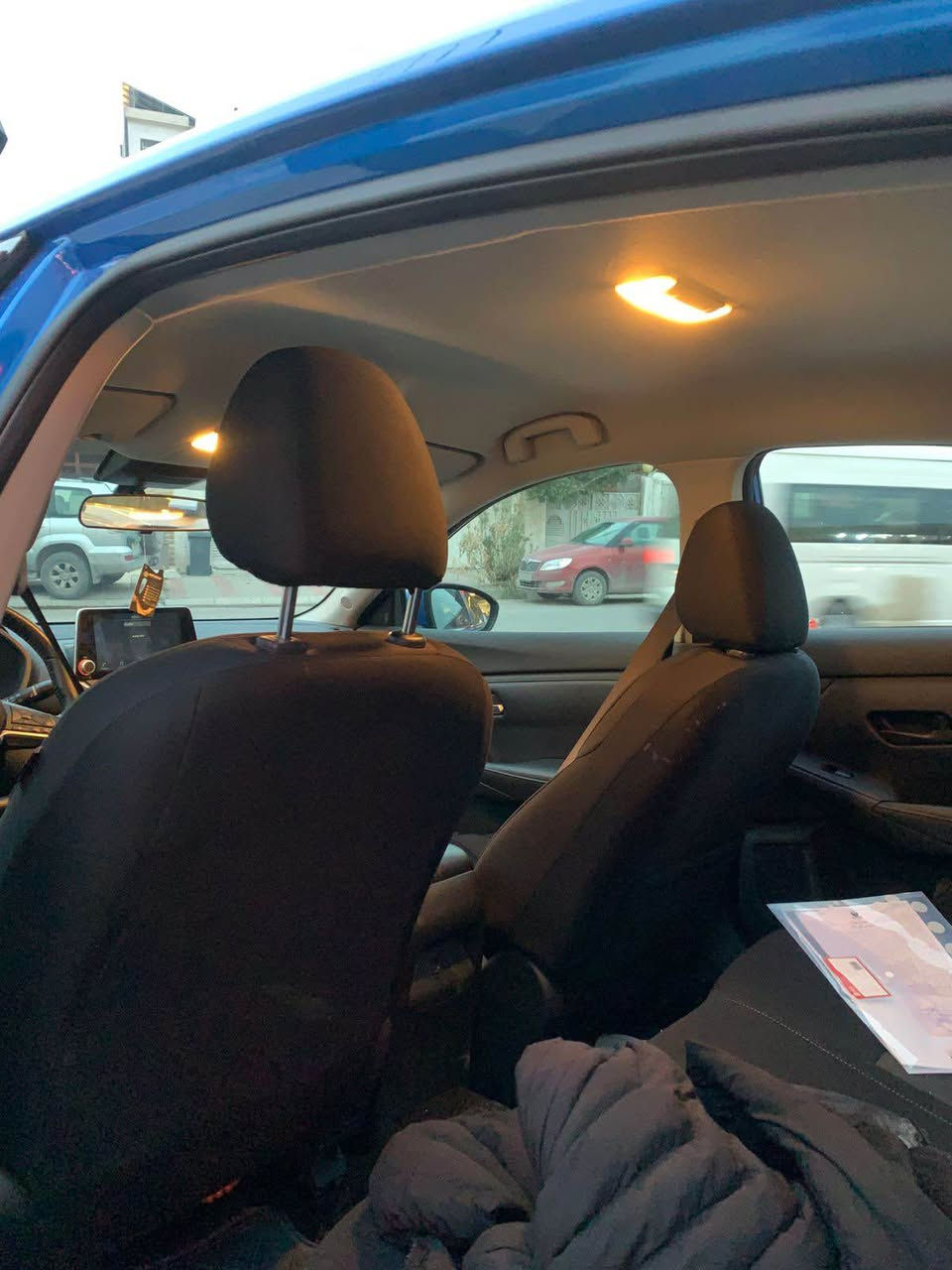 نیسان سینترا 2024 SV 
۱ چاملغ پێش سبوغ 
بێ ناو بێ ئێڕباگ 
م / V4,20 
ڕۆیشتن 13000 mile 
ڕەقەم هەولێر نوێیە 
نرخ 140 $
*********** أربيل, العراق
