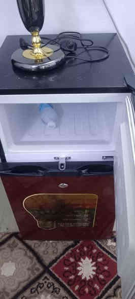 للبيع ثلاجه نوع رويل كل جديده ٥ قدم تجميد فوول بلاديه ما داخله اي تصليح سعر 110 مكاني بغداد وعندي توصيل *********** بغداد
