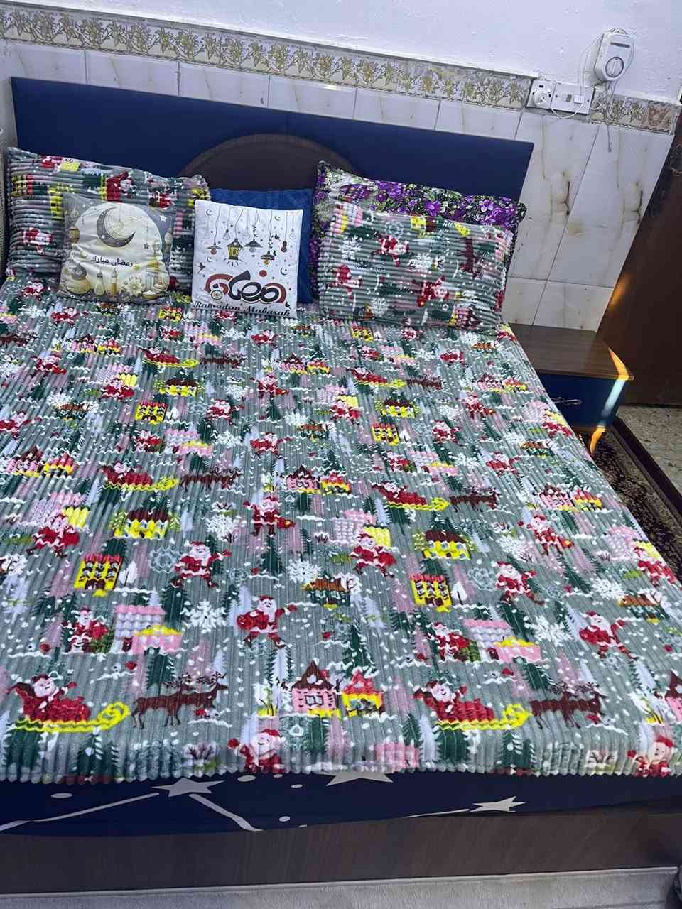 غرفه تركيه نظيفه جدا بيه ضرر بس لكنتور جدا بسيط ٥قطع وياها دوشك جديد هديه وسعرها٣٠٠ وبيه مجال للشراي خاص


**إذا كنت صاحب هذا الإعلان وتريد حذفه لأي سبب، رجاءا أرسل رسالة إلى الدعم الفني**