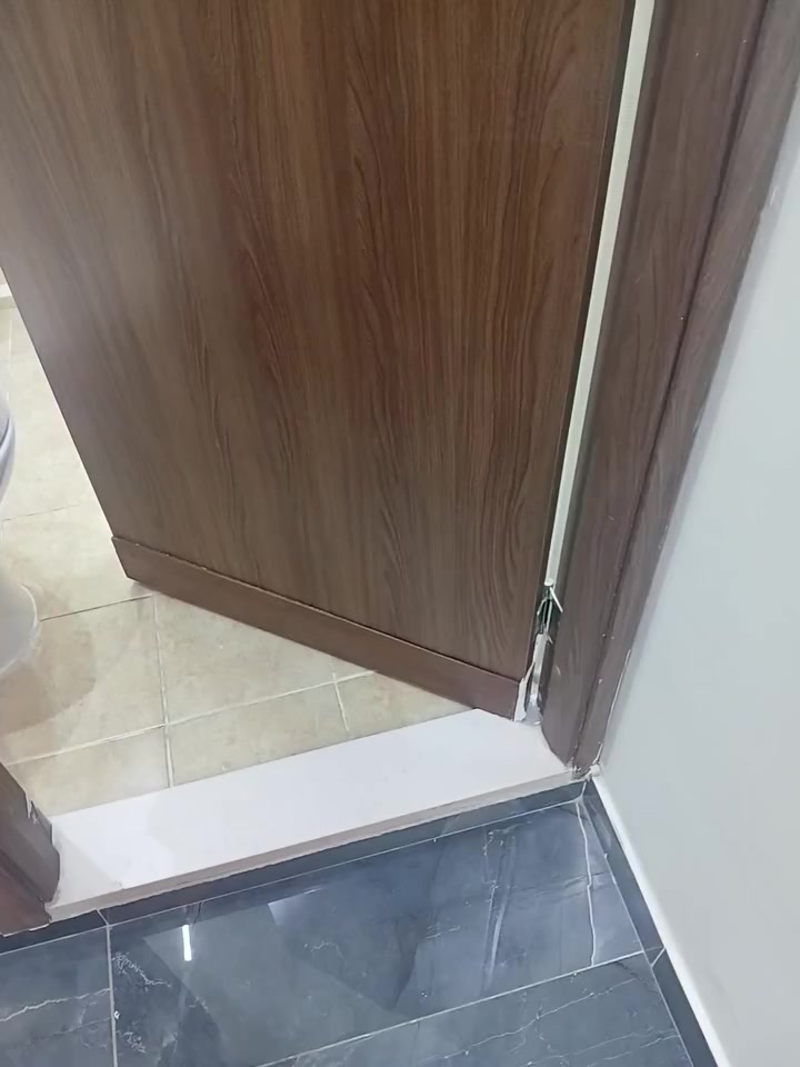 ضياء صباغ الباب 15الف***********
