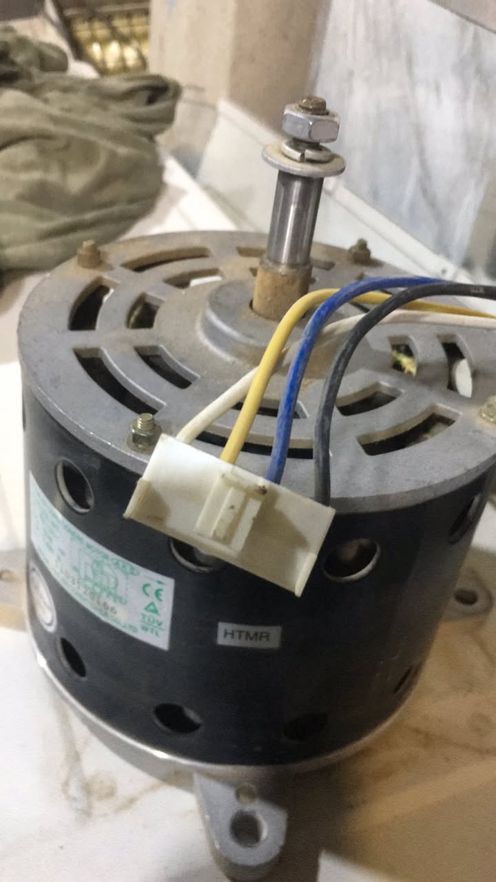 يتوفر فانات داخليه وخارجيه لجميع انواع السبالت للطلب ***********مع التوصيل لجميع انحاء العراق
