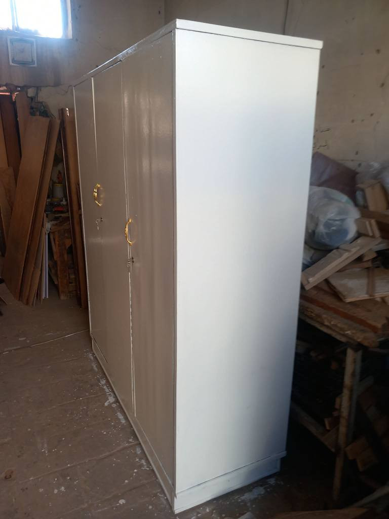 كنتور ٣ باب ابيض مستعمل السعر ١٩٠ وبي مجال العنوان بغداد الكرخ تقاطع درويش البياع شارع البداله الانتصارسوق اميمه فرع مجمع الرازي ع اليمنه منتصف شارع ع اليسرى خلف مي اور
***********
*********** بغداد, العراق
