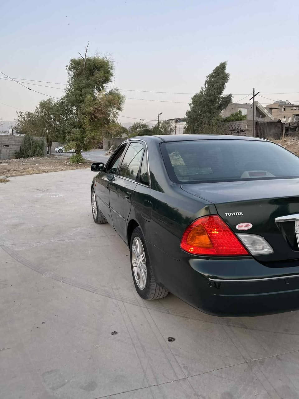 للبيع: أفالون (Avalon) موديل 2001
​الحالة: خالية من الدعم (الحوادث) والصبغ، السيارة بشرط الفحص (كلشي بشرط).
​المواصفات: باقية على وضع وفابريقة الشركة.
​الأوراق الثبوتية:
​السنوية منتهية منذ أشهر قليلة.
​رسوم البيئة والسنوية مدفوعة.
​السيارة "خارج البروتوكول" (تصلح للذهاب إلى بغداد والمحافظات الجنوبية).
​السعر: 75 ورقة (7500$ ) مع مجال بسيط.
​للتواصل مع صاحب السيارة:
***********
