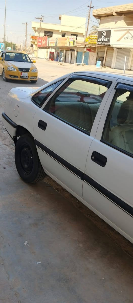 سلام عليكم اوبل فكتره مديل 92 رقم بغداد نكليزي بسمي مكينه 1600 تخم تاير جديد صدر جديد مكان السياره صلاح الدين سامراه رقم الهاتف *********** $*********** السعر 42 بيهه مجال غير متواجد على فيس بوك اتصل ودالل
