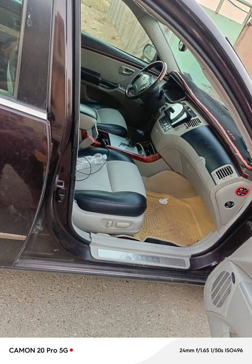 السلام عليكم للبيع ازيرا خليجي 2008 مصبوغه عام بدون حادث بدون ضربه قويه
 مكان السياره ديالى السعر 80 وبيها مجال قليل 
رقم الهاتف ***********
