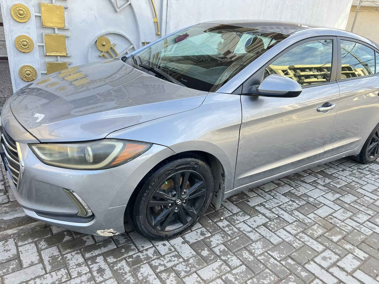 سلام عليكم سيارة النترا مديل 2017 كلين صبغ فقط دعاميات 
حدادية جديدة 
تبريد جديد 
تايرات جديدة 
منضومة بانزين جديدة 
منضومة ماء راديتر جديدة 
باتري جديد 
كامرة كلفية شاشة دشبول 
سيارة خير من اللة 
مكان سيارة لعطيفية *********** 
سعرها 125 بيها مجال قليل 
بيع ومراوس حسب القناعة
