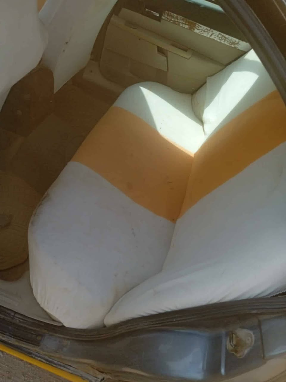 السلام عيكم 
اوبل 2001 مكينه بطه بيه بالبصره موجوده رقم قادسيه تخم تاير بدون راعي غرمات والهيئه ع مشتري سنويه عاج سعرها 14
تلفون ***********
