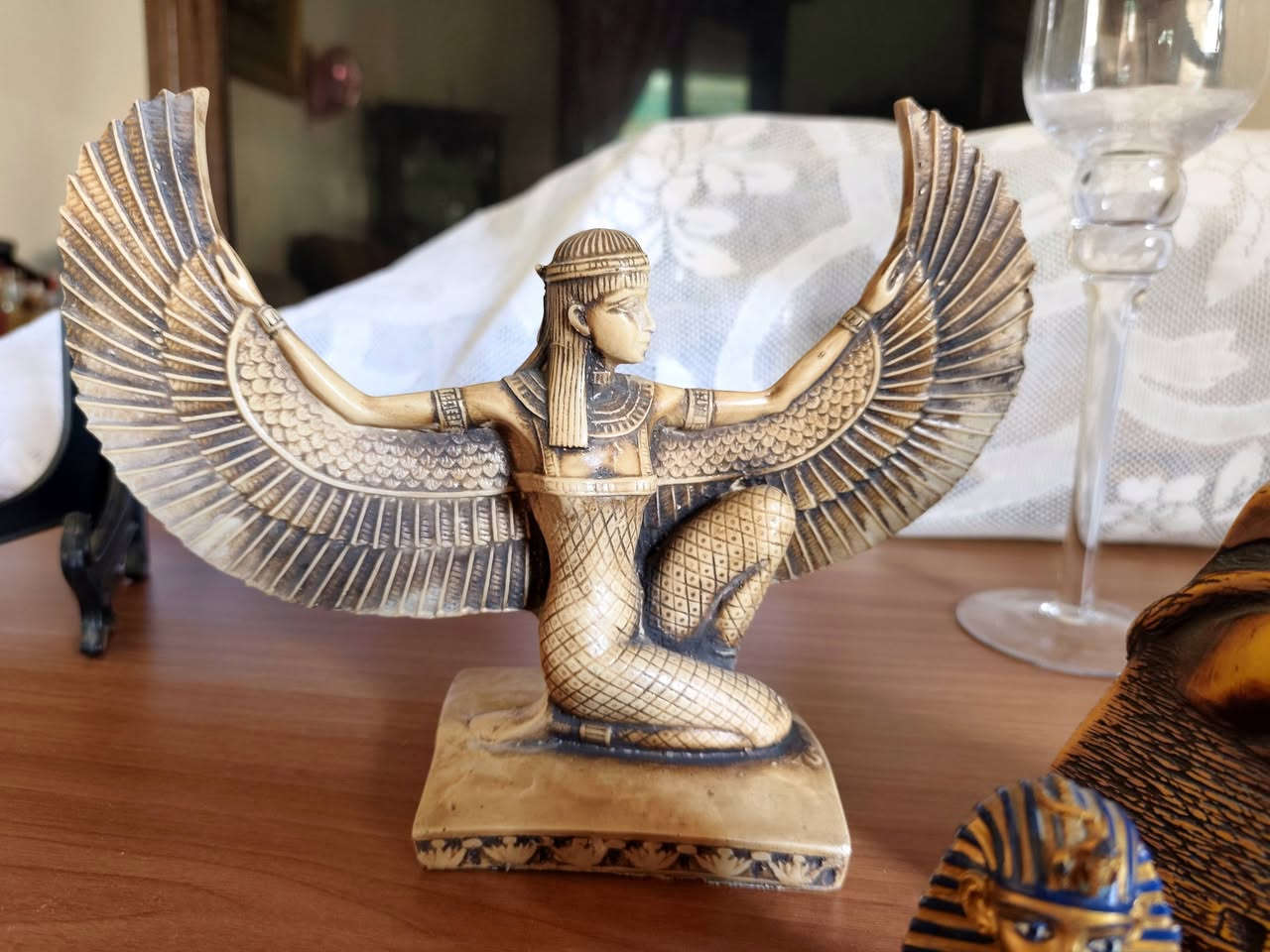 تماثيل فرعونية مصرية مميزة جدا 
احجام  كبيرة موضح رالصورة


**إذا كنت صاحب هذا الإعلان وتريد حذفه لأي سبب، رجاءا أرسل رسالة إلى الدعم الفني**