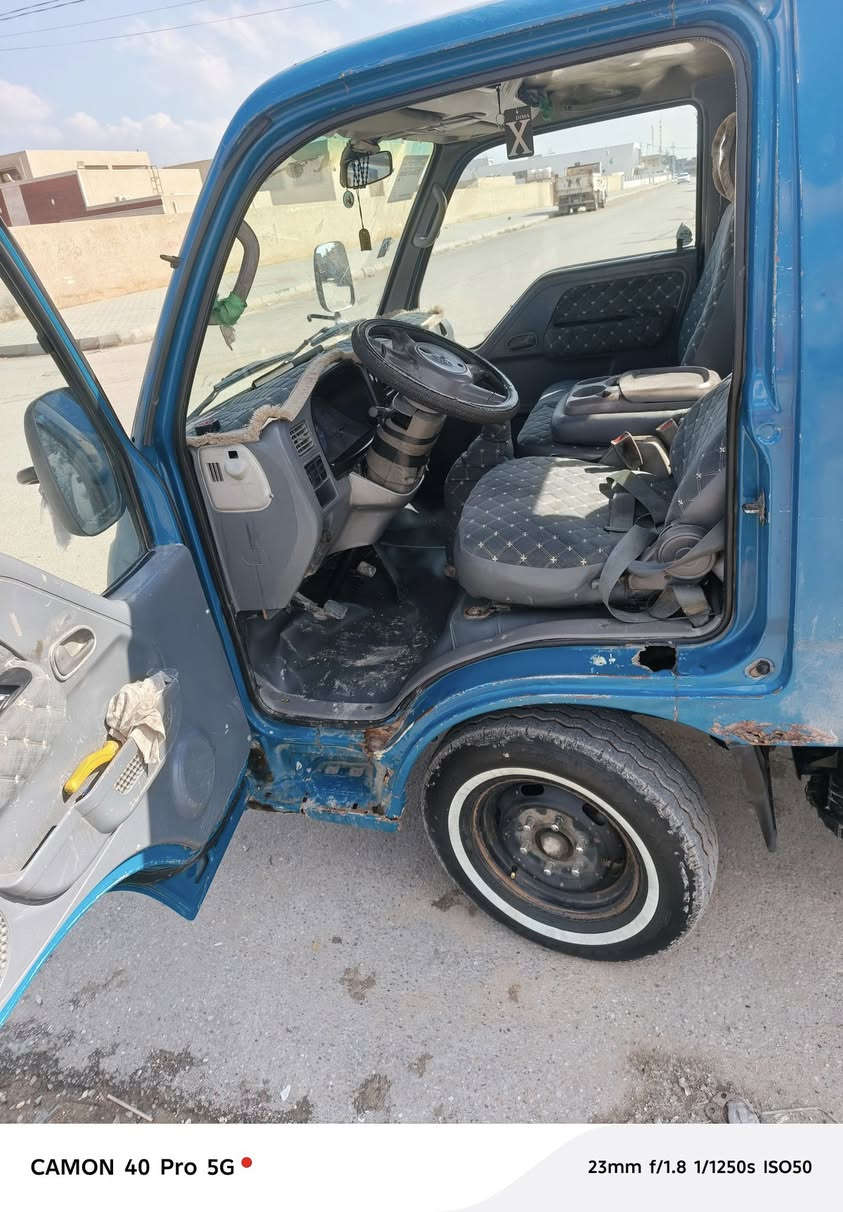 سلام عليكم كيه فوفتيرا أم عيون موديل 2000سعر 73وبيه مجال مكفولة  ***********
