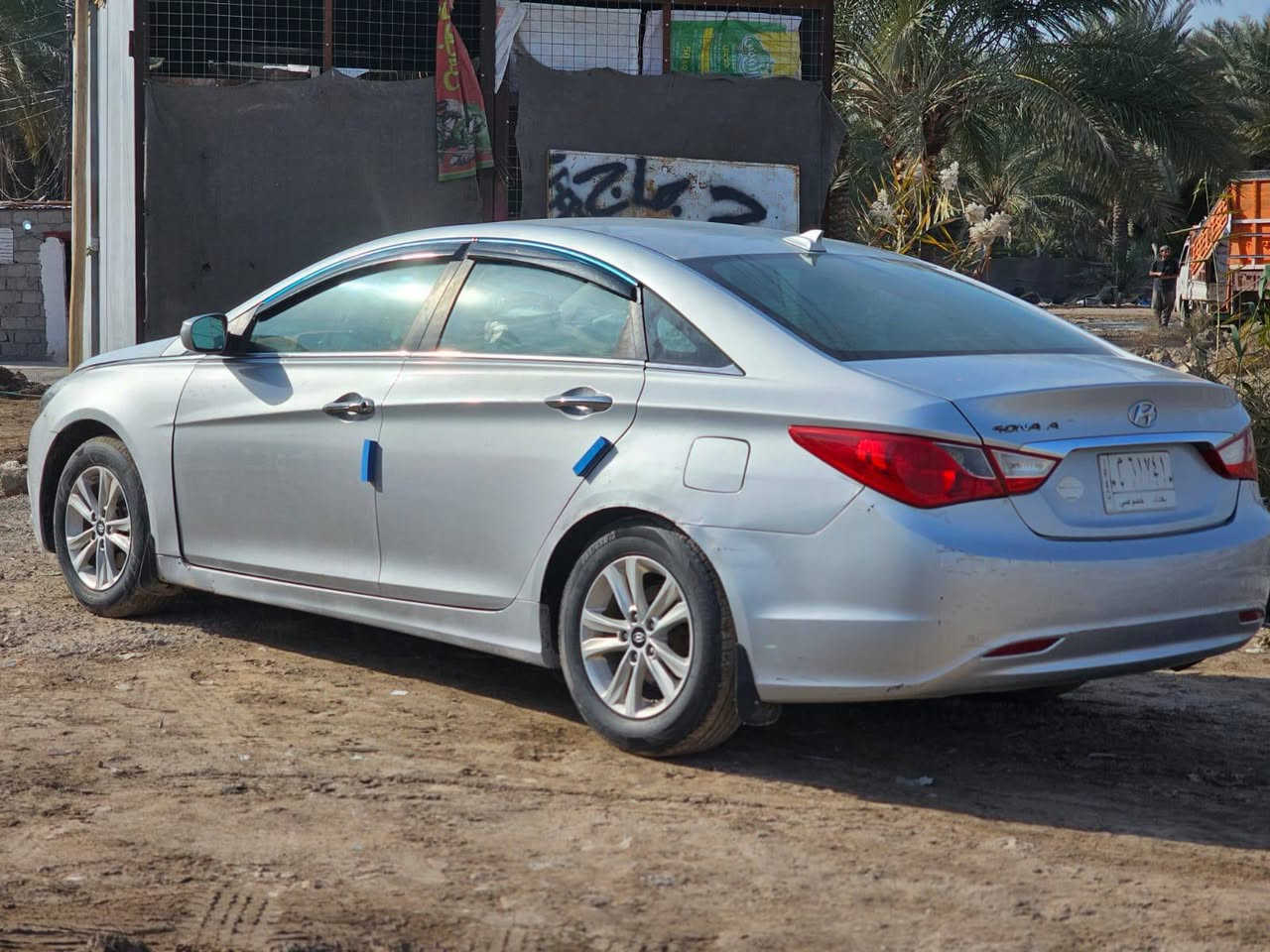 سلام عليكم
سوناتا للبيع 2013 امريكي رقم بغداد بسمي 
كير مكينه حداديه كهربائيات تبريد كله جديد 
تخم تاير 
بيها قطعتين صبغ بدون دواخل 
مكاني بابل الهاشميه 
السعر 95وبيها مجال قليل 
***********
