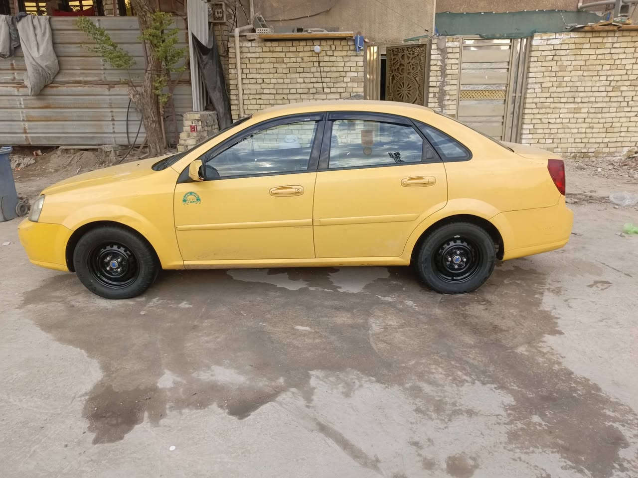 سلام عليكم
اوبترة مديل 11  كير ومكينة خير من الله 
السعرة 68 وبيهة مجال حك الجية 
مكان 📍مدينة الصدر 
غير متواجد على فيس 
اتصل ***********
