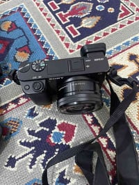 كاميرا سوني 6400 شتر ١١ ألف  ملحقات موجودة عدسات السعر مليون و ٢٠٠  لل...