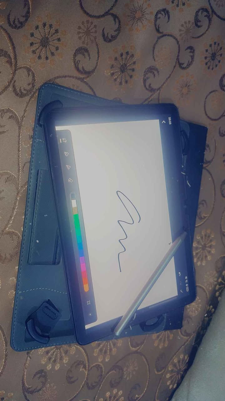 ئەم تابلێتە بۆ فرۆشتن 
TCL TAB 10S 

قەڵەمی بیلادی خۆی لەگەڵدایە ، هیچ شتێکی نەگۆڕاوە ، زانیاریەکان له وێنەکەدا هەن 
هەموو شتێکی بە شەرتە ، تەنیا بۆ خوێندم بەکار هێناوە . أربيل, العراق


**إذا كنت صاحب هذا الإعلان وتريد حذفه لأي سبب، رجاءا أرسل رسالة إلى الدعم الفني**