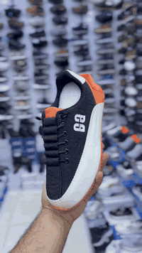 تخفيضات • ملابس • عرض خاص