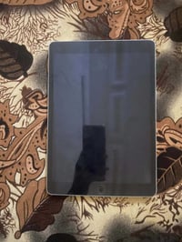 آيباد ٩ • ٦٤ • بطارية ٨٤