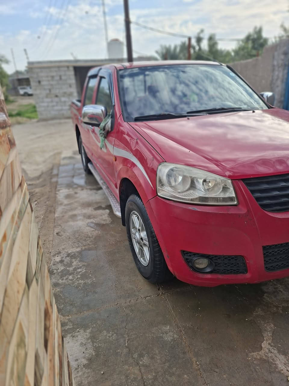 سلام عليكم سياره البيع موديل 13الدوانيه قضا الشافعيه السعر 70وبيه مجال ***********
