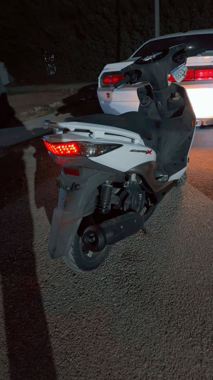 البيع سكنس لد ياباني ماشي ٣٠الف دراجه جديده معنه الكلمه الاستفسار ***********
