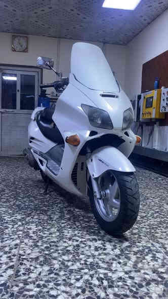 سلام عليكم فورزه صفر 6 فحل لبيع كلشي مناقصهه دراجه خير من الله سعر 700 رقم الهاتف ***********تصل وتدلل مكان بغداد جسر ديالى القديم
