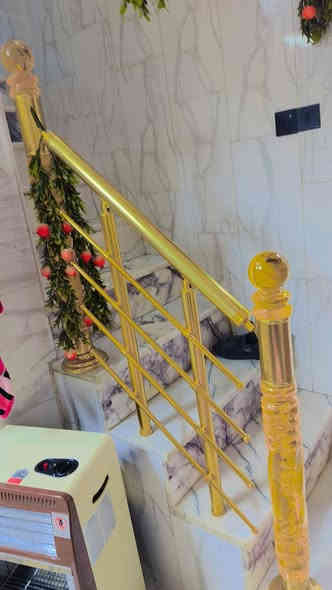 السلام عليكم. من رخصة المسؤول
للبيع دار سكني، ملك صرف، مساحة 64متر، بناء حديث طابقين، في الكاظمية حي الحسين، السعر 260 مليون وبي مجال للاتصال على ***********
