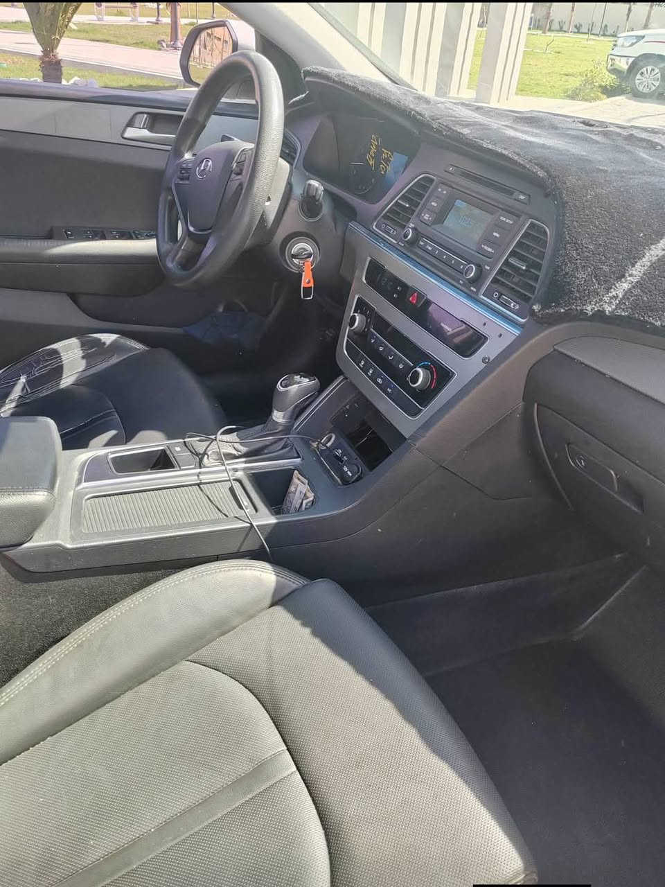 السلام عليكم سوناتا ادوات كصه جنطه2018نضيفه وجاهزه غاز بلاد محرك 2000دوش سعر 55 المكان البصره قضاء المدينة ***********
