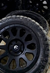 يوجد ويل نوعيه فيول FUEL حجم 20  الأمريكي الاصلي وليس التجاري مع تاير ...