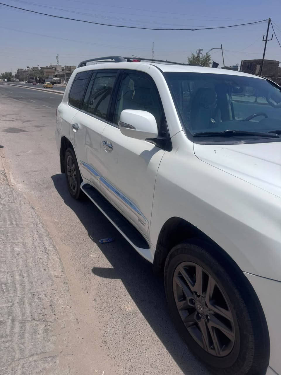 السلام عليكم  الكزز ٢٠١٢ فول مواصفات واحد على وحدا معروفه لفول  بيهه  اربع قطع صبغ اثر بطش بدون معجون بدون دواخل رقم أربيل جديد  نكليزي تحويل ثاني يوم المكان بغداد المدينه الصدر سعر ٢٩٠ وبيهه مجال الشراي ينتصل ***********
