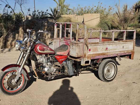 سلام عليكم ستوته للبيع وامراوس بنامه كامله  مديل 15 رقم بيض مداور ليمته ماتريد مكينه 25 جديده برغي ممفتوح بيها كير ضفيرا بنزات بريك دبلات كله جديد رابدها1500 وبيها مجال للشراي  ***********خاص مغلق مكاني سماوه ناحية لمجد
