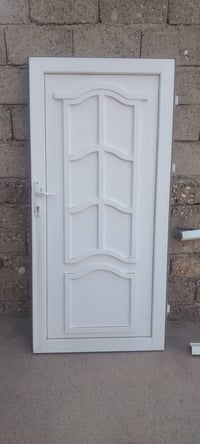 باب بلاستك • كلش نظيف • قياس ١٨٠×٨٥