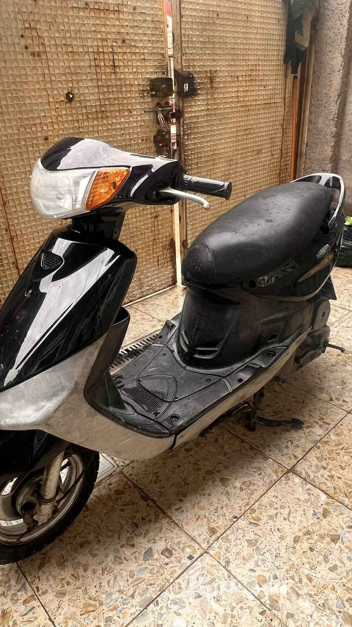 سلام عليكم
ماكس قجمه للبيع دراجه نضيف باتري جديد 
صانصه اف ام جديده دراجه نكره واحده بوشه بلاديه كلشي بلادي دراجه فقط بيه شويه تخرب من شغله صبح شي جانت متروكه سعره 400  راجه اوراق ***********
