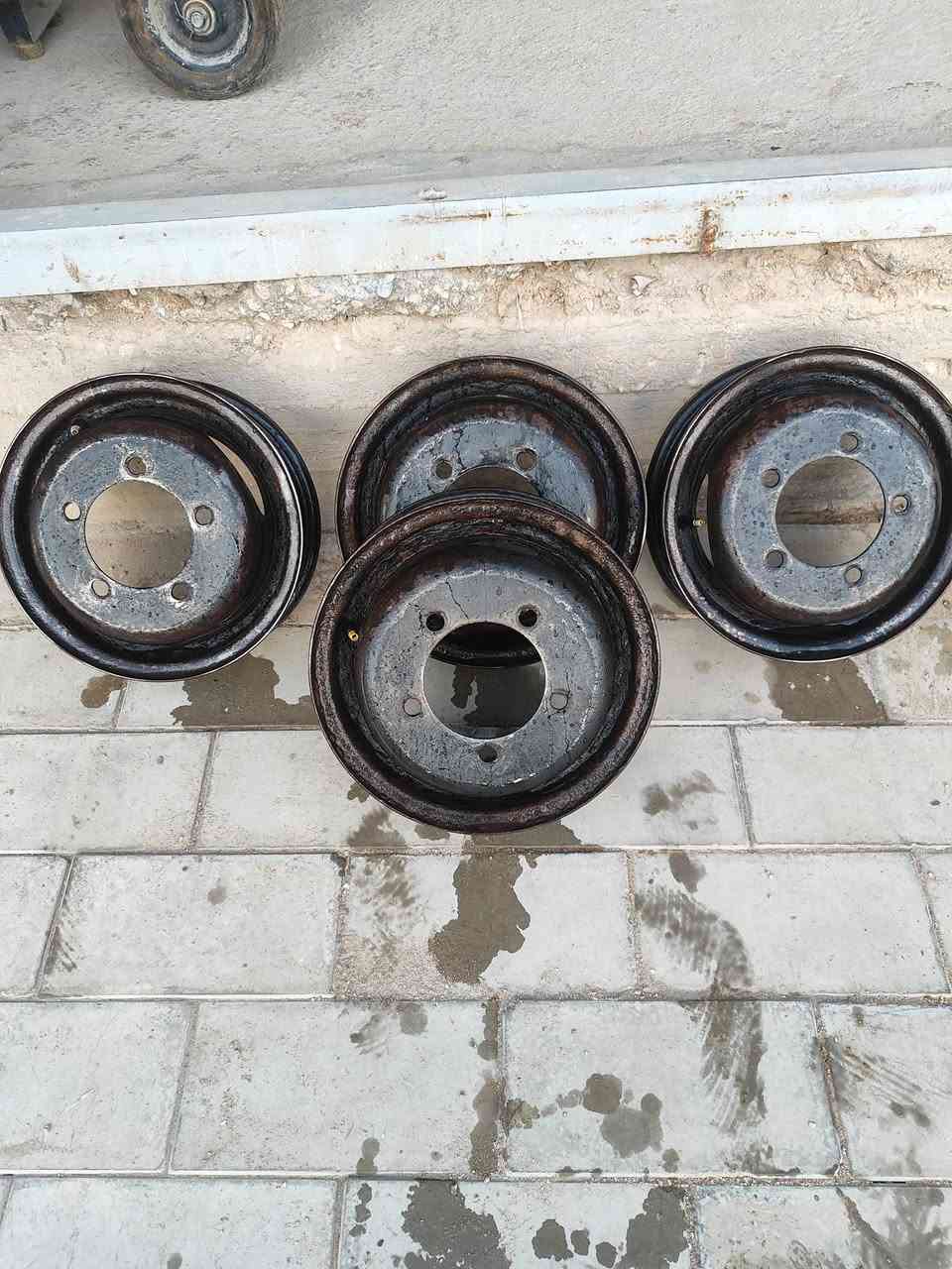 سلام عليكم اوياله كيه حمل 2700 للبيع السعر 125وبيهن مجال اوياله نضيفه كربلاء حي  العسكري ***********
