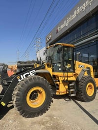 JCB Loader – جاهز للعمل فوراً  لأصحاب المشاريع الكبيرة والباحثين عن ال...